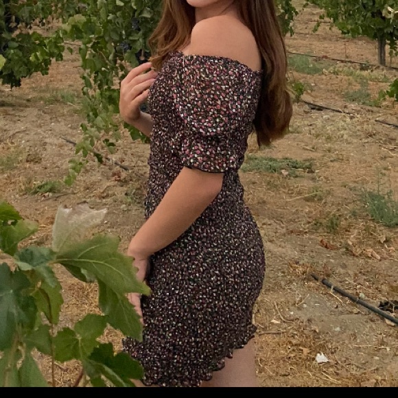 Princess Polly Dresses & Skirts - Floral Mini Dress